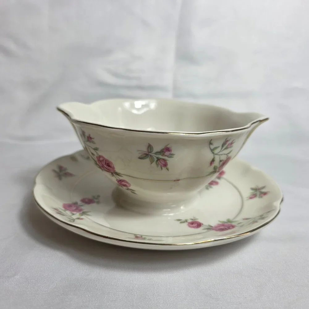 Theodore Haviland Delaware (New York) Gravy Boat Ivory with Pink Roses